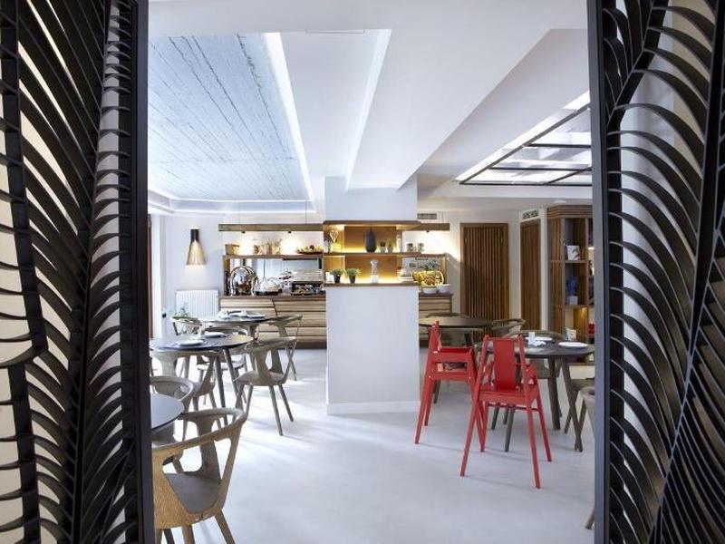 24B52BC7AFE30B806F278FD6495D1D0C