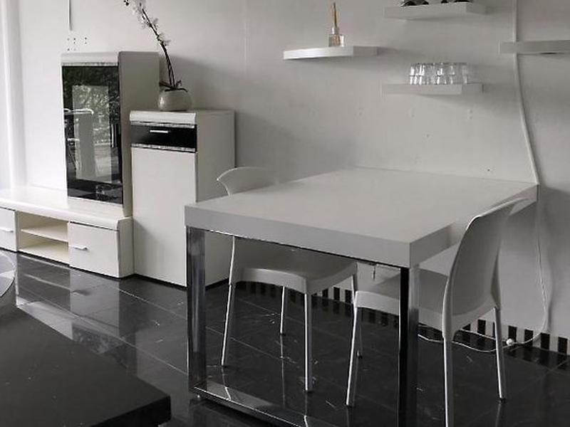 045DD035621621FF79969C0E49374FB6