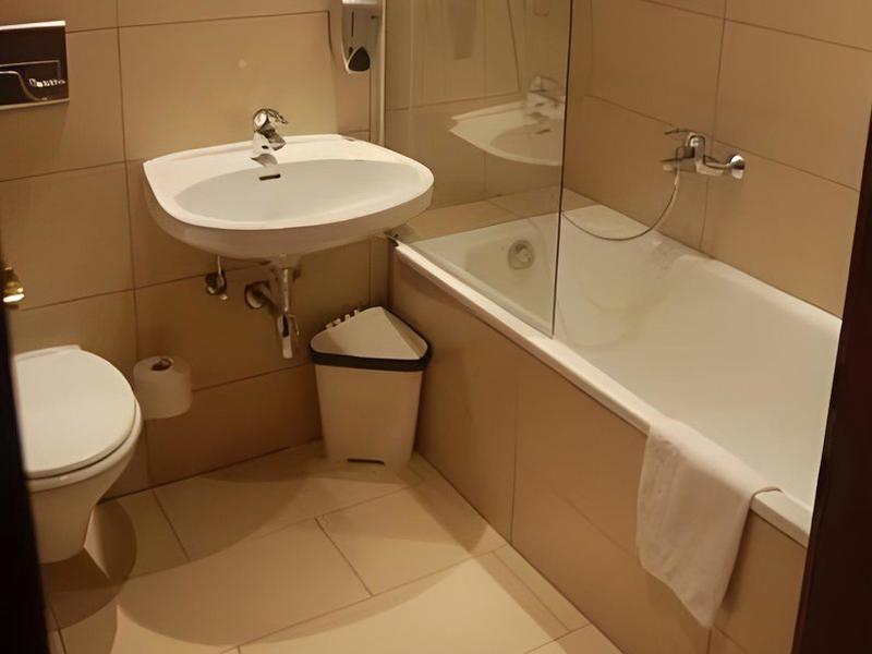 A725BF29EB1082F3266DF5B929561E9D