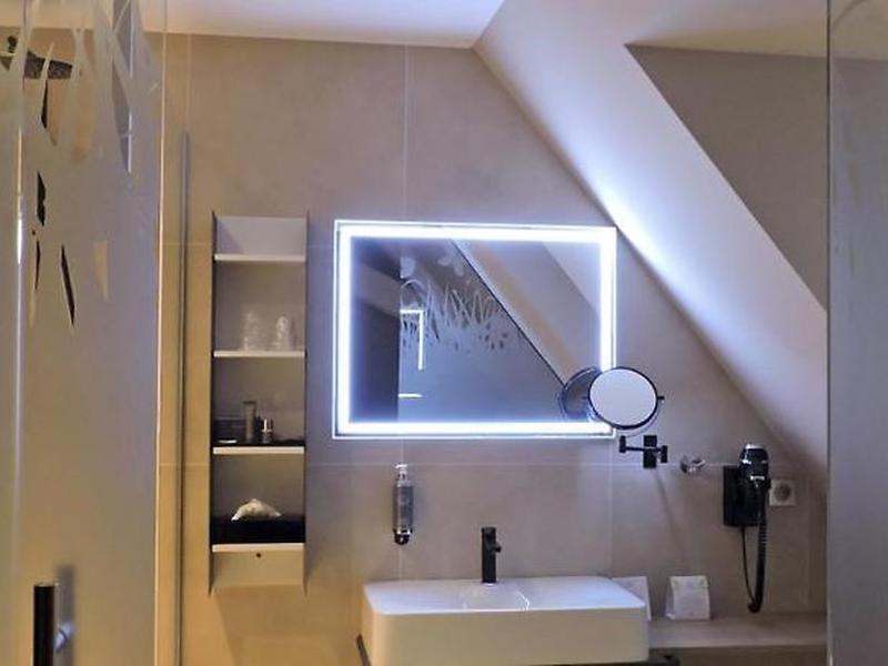 DFC4BA88EF9401CF721602BD596805F8