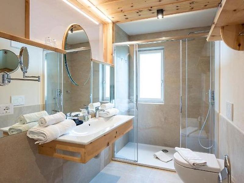 6AAA86DDE5E544C6A3FFD01DEA3345A6