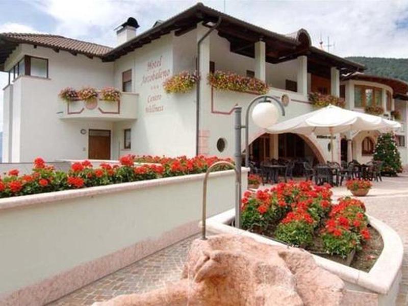 5CFEDDFC436A49EB883E36723D361513