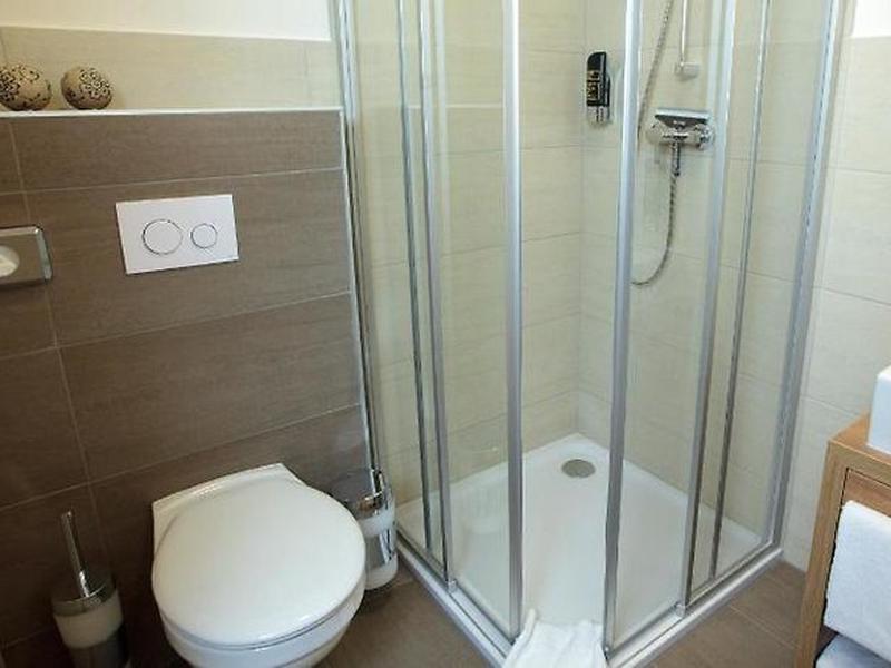 D1C1E5795C4B29A856C9E5027421EDFF