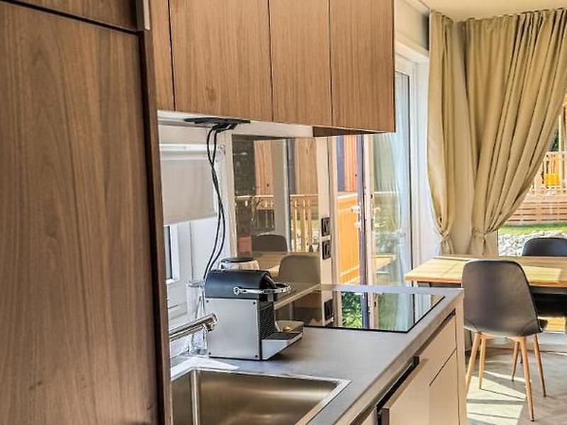 9FCDA1379966B754807FE4F8C4C513DD