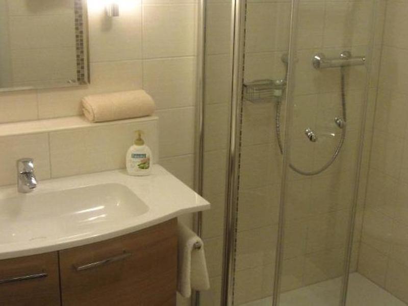 3883E91F4C920AB994ECBF93A7646968