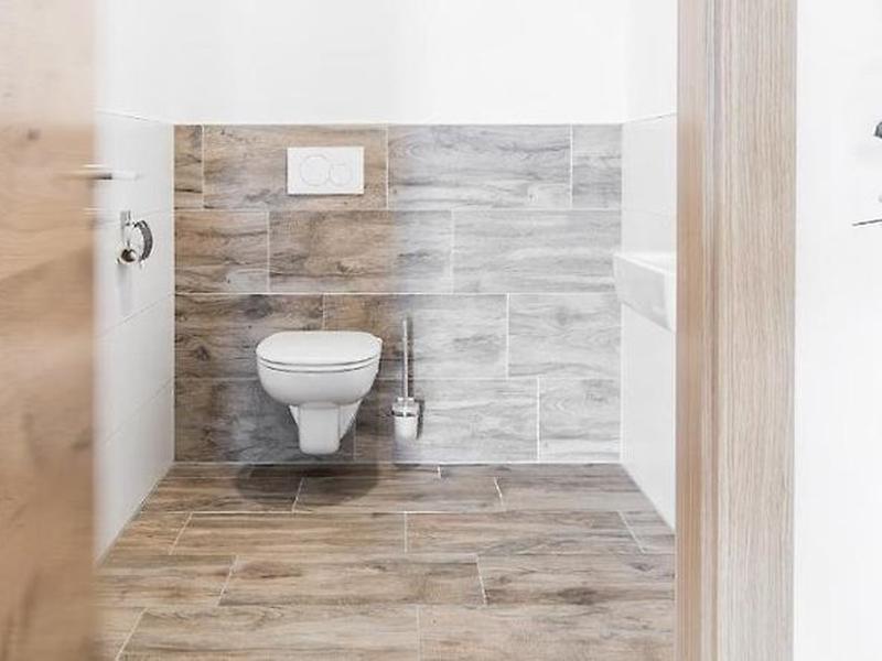 718B8541FD9C433AA5DFFA2FA4AFC7F4