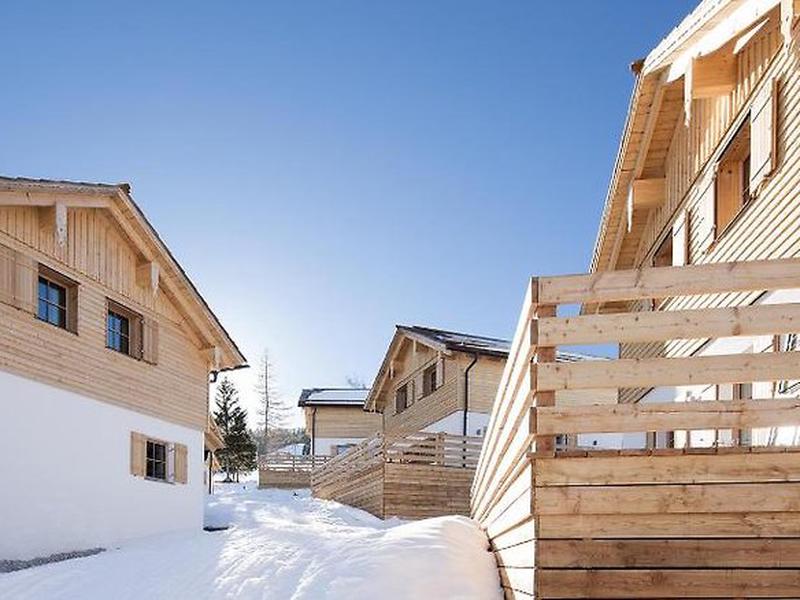 FA5C8F8F9F31D48942E9FFC2A359516D