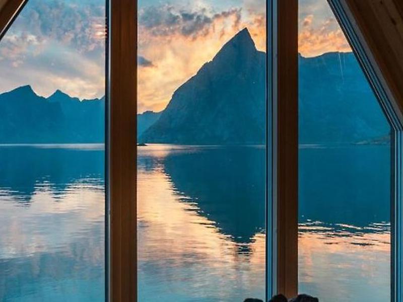 EC92C75DA034D88F7B3B6A9F680DE98A