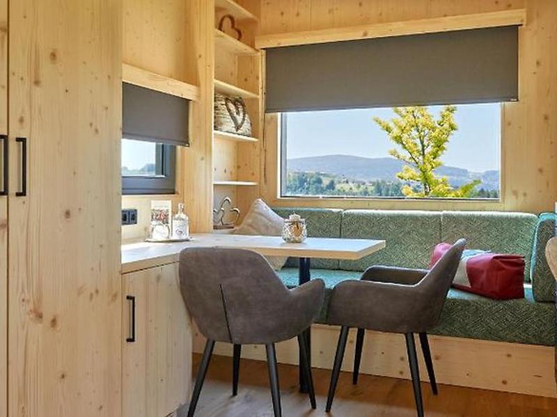 DDDC38FA2A41EB3BCF6562BF481DD1BF