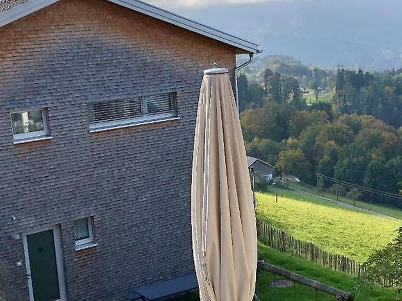 34D06E7B677439A222A28BBD4EA2094B