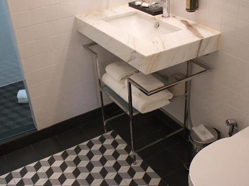 52FB89C7C1E8908513A682818AFECD7B