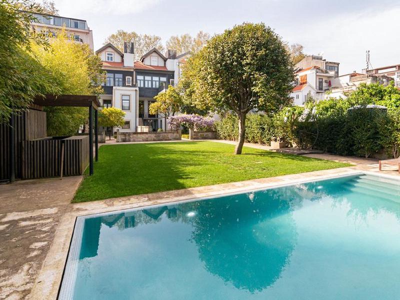 D34596B0D6FC2DA02EA0A7FB01C2EEF1