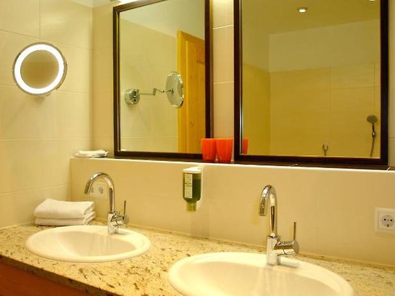 9666C63FA329E1627ED4AEF8FB82B7EB