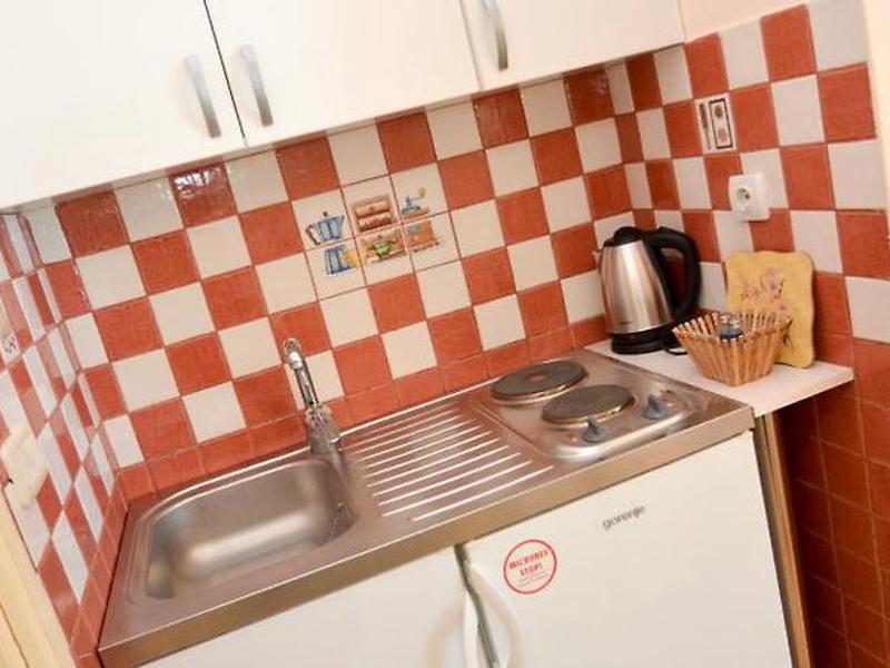 FDEAAC3E2B0252393F8FCDE23025BEE3