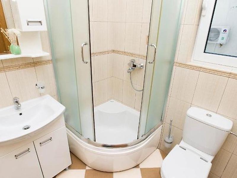 E8F8389539D0B76123424D7C29DD834C