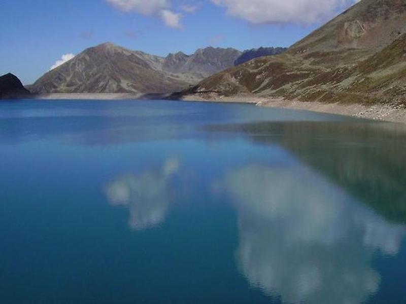 30BC62E97EBDC9126557AB0749D5BB85