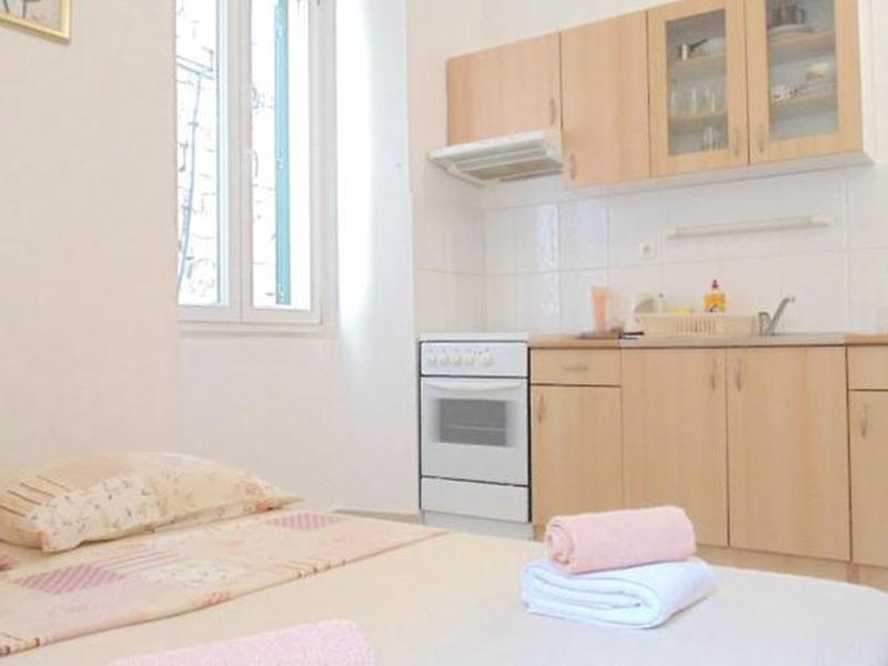 4357105ED9772F7BA88DAE56C3564537