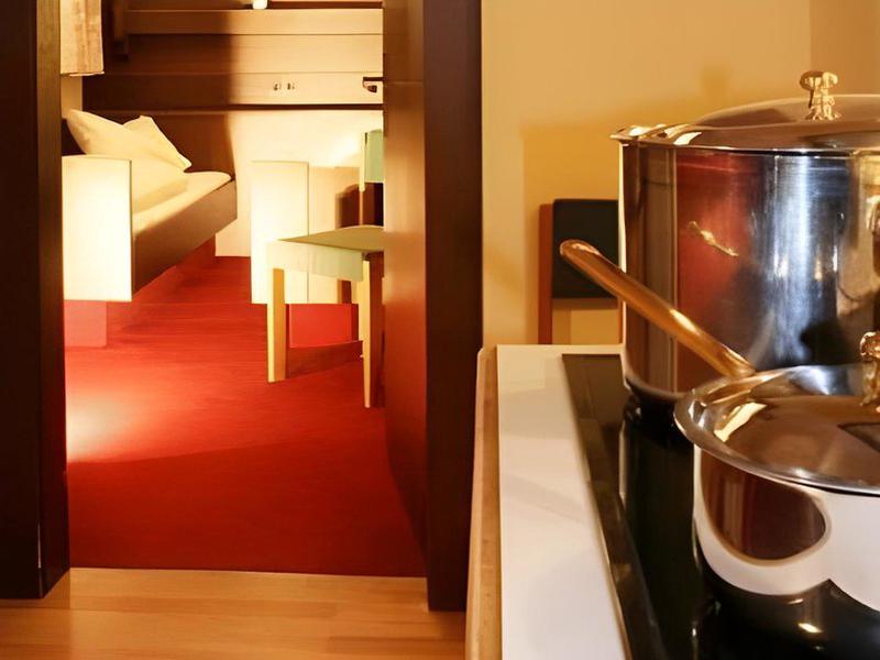 B8990A853946BE3CAF78011C9784834E