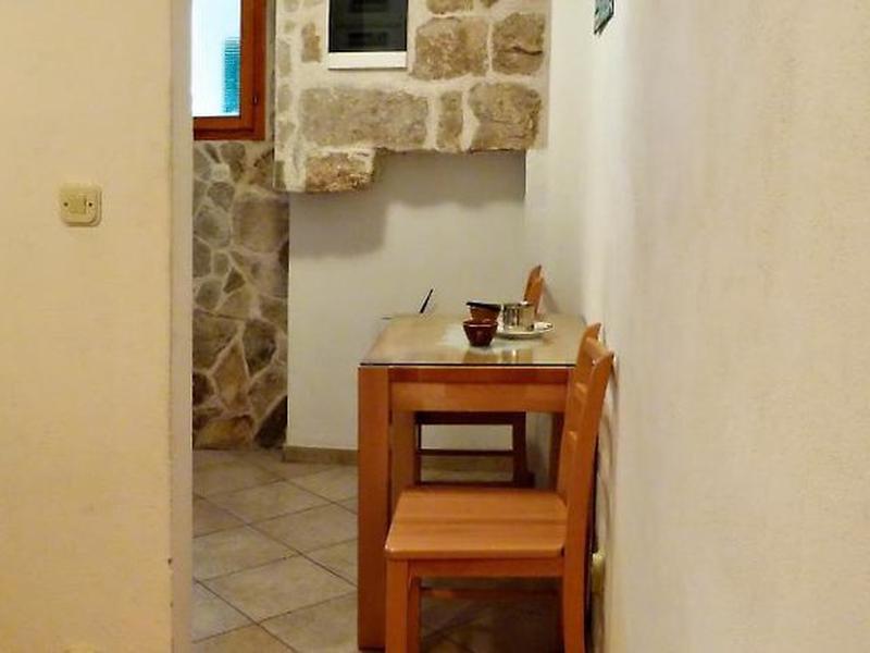 E29B993FA68793B133399AC97A9F865C