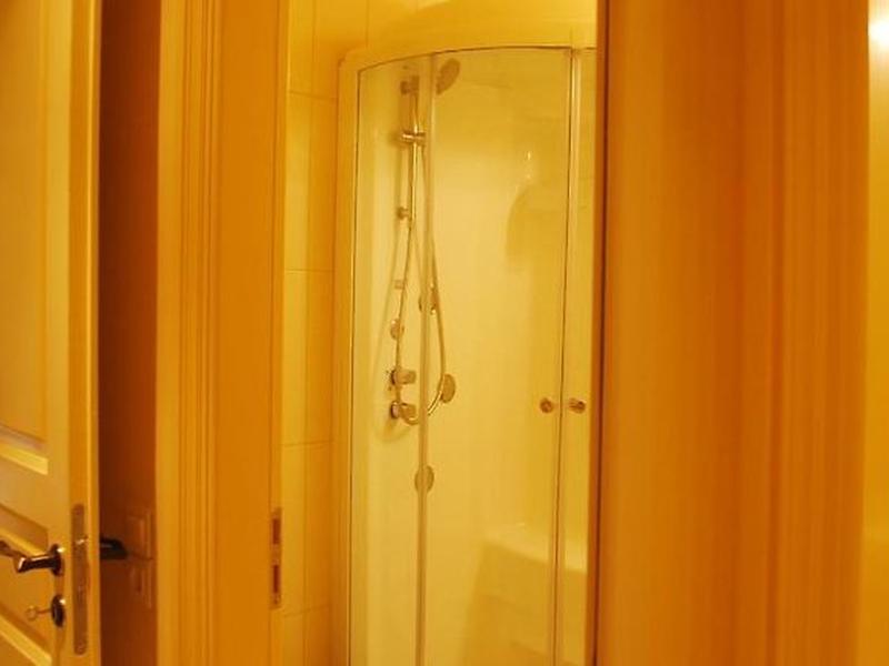 EA890A0ACC8B9AB2373292323797CE52