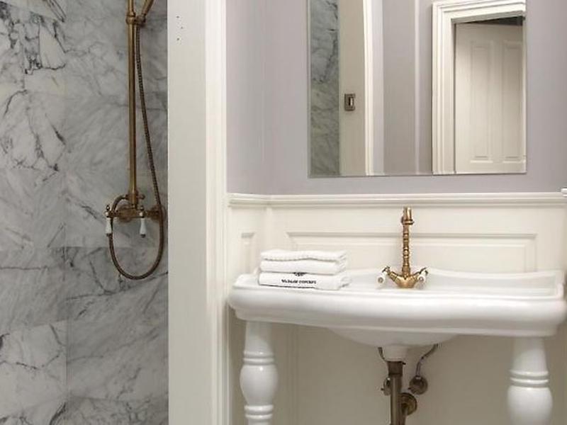 B3EC9A9ECB6E3DA7D85DAF77F548D69E