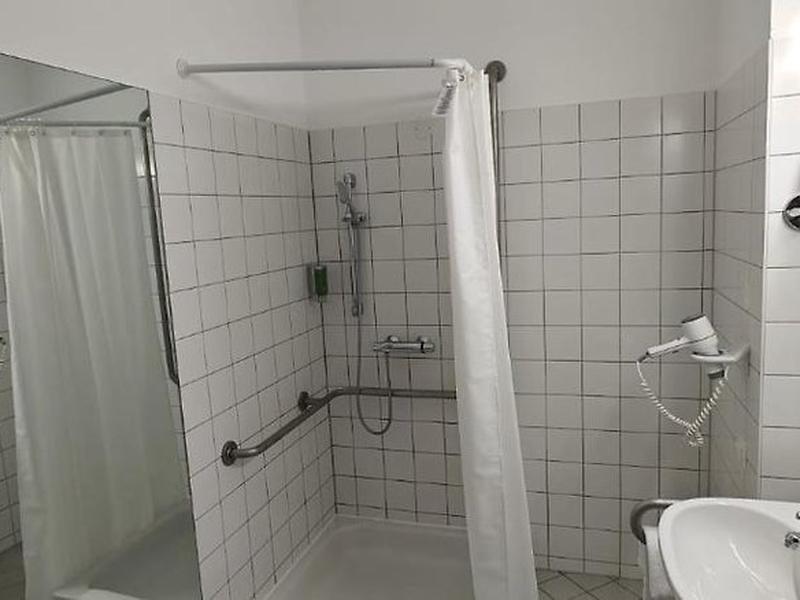 CBD3115FA8FEC6F1BDFD6199C973FD23