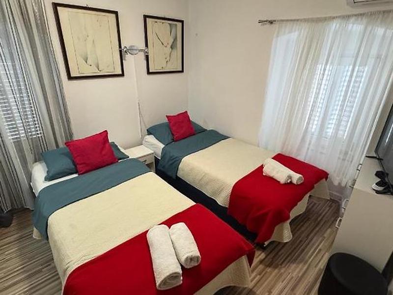 66D2DAEDC094A244F552501D60D3DEAE