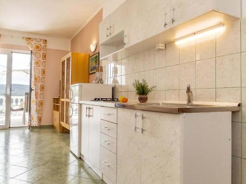 D9A2CD165B8CA31D1C6EDD187548B1A4