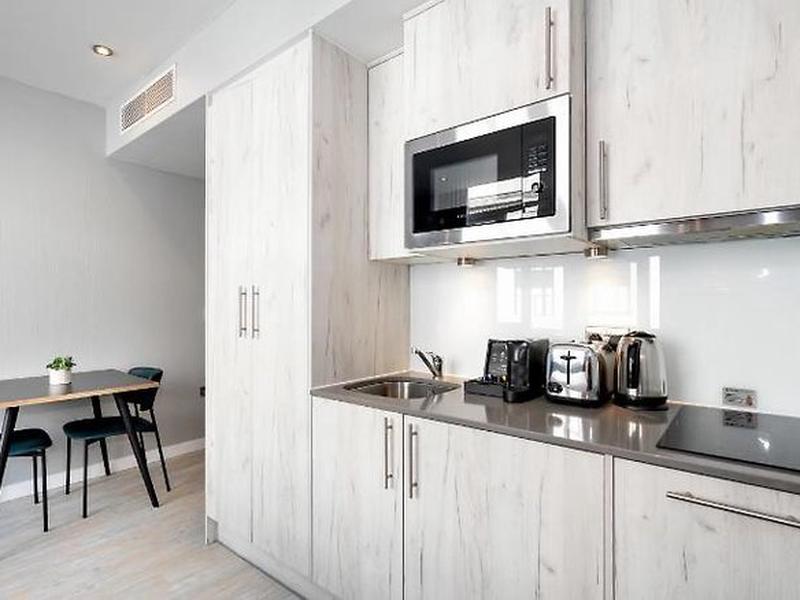 793BB552A5AAF75618D3C5E32BD26DDE