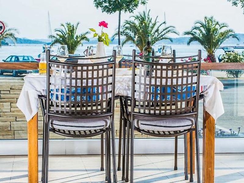 D3D16DD854229B4D76D0E968E0705BC9