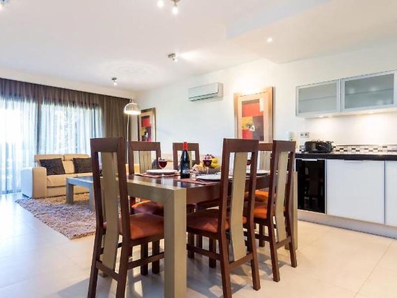 B60E6A0420D1C54D3A9A174295E7AD47