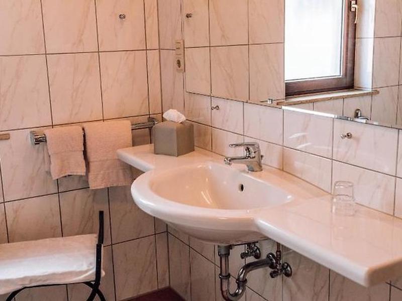 89CC9F4487408F8409B197A078DD8276