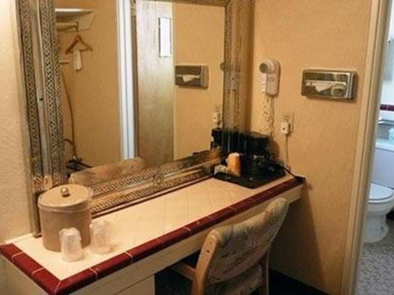 4803B477CA6037FF1E1AE3A6DCA999D3