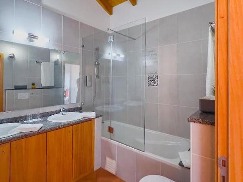 3B06B0520E54CD21661A17B7E2FF046E