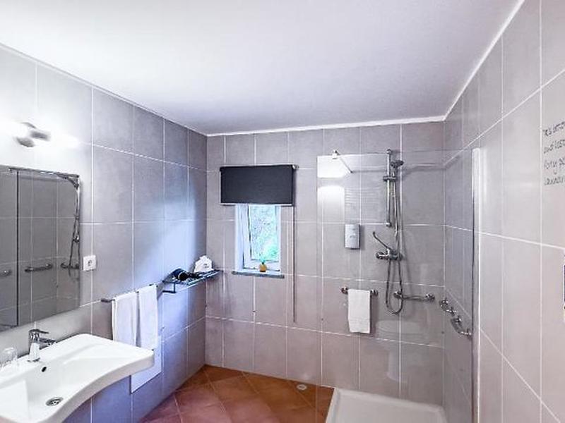 0545E76E1CFCB33D517B58C1AE5F8D55