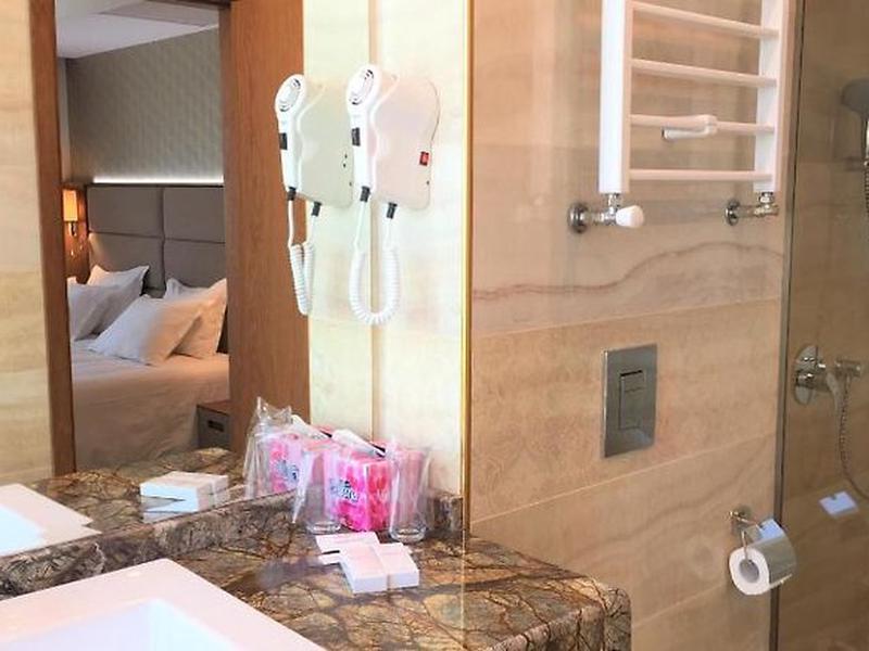 ED817B09036303E6FB8745A547EAAB19