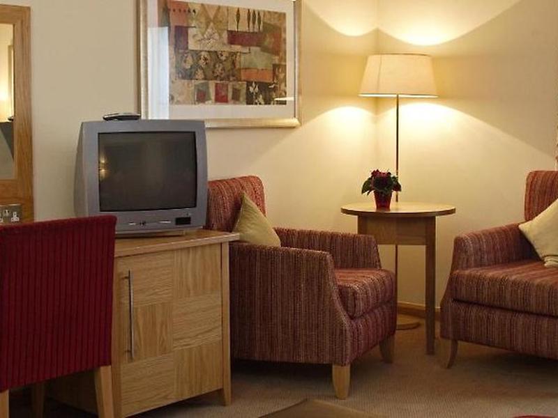 90AFBC72B579C13AED243A98A8DBC7F4