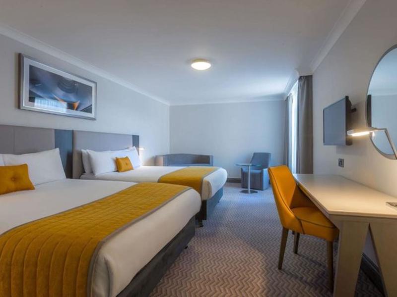 F69FFF6B0D2AA05266E6E40FAA154231