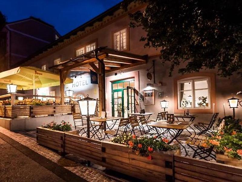 931D5BE4A45B6A796E9095067797EF3F