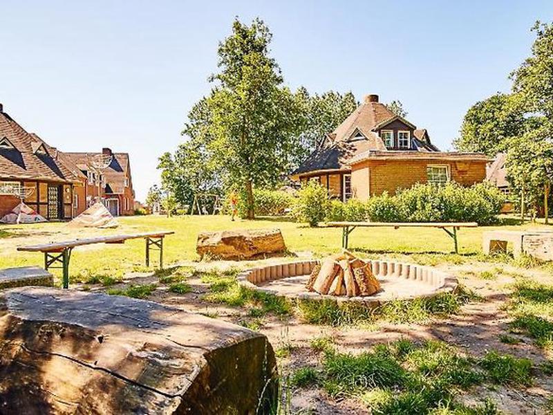 58FDD6880FB7E7F95B898F7FEF8ED54F