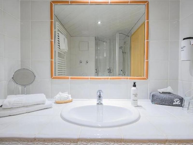 7D1907791A7E5D35443C49E83A170DDF