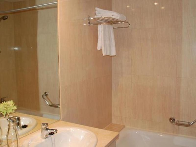 002ABCCD0843A3D856D82769EBE45626