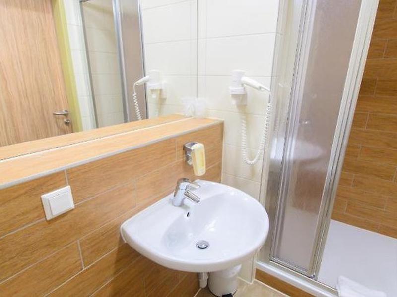 4135B545A732EA3C954025027057113F