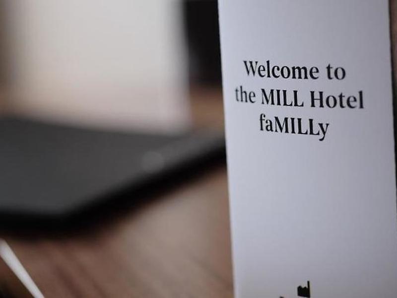 52D57FAE364061005CB925AEA965E48D