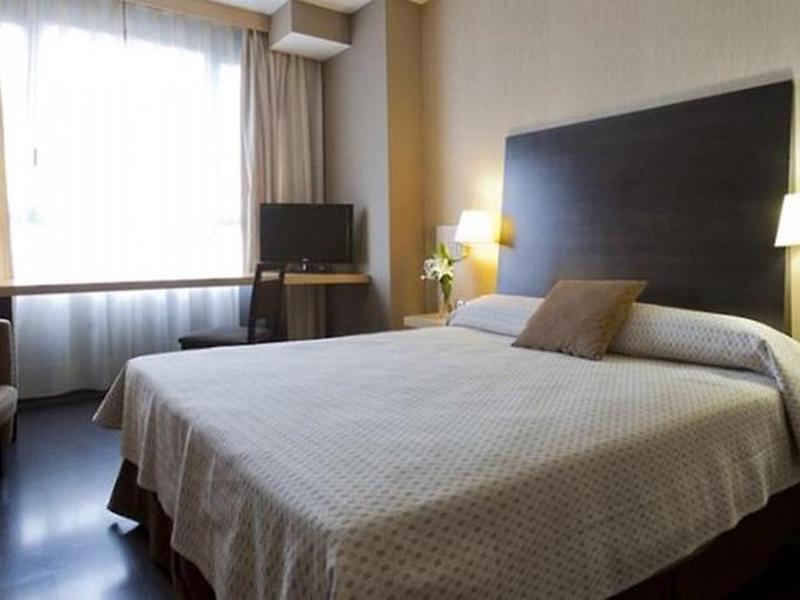 6B28421B3340228B37994D73FAB7DF60