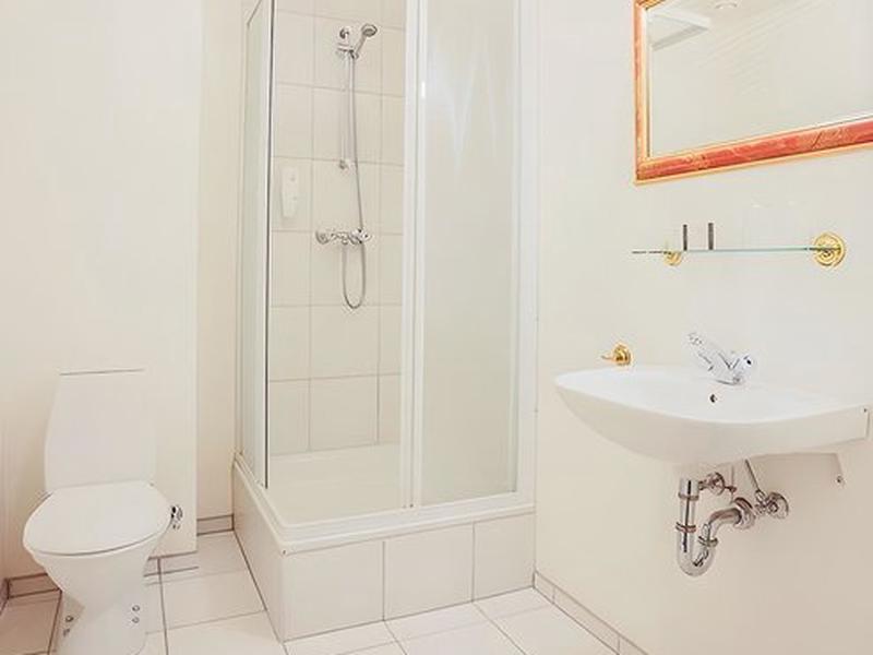 B84CB90E3EA7C1D53AD5DAD29599F905