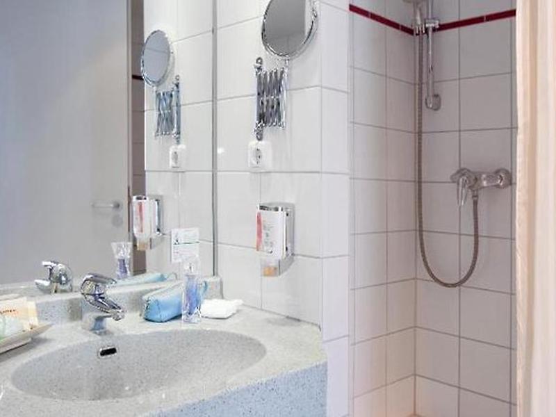 6B14B649A494DDEABB6977ABE3892B67