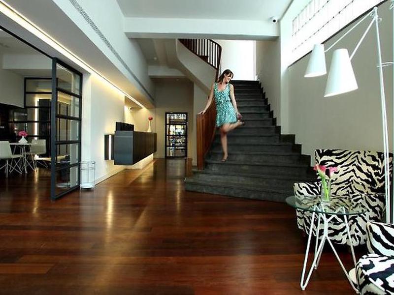 8FE763D0BFB90F330D1EF32AD19818FE