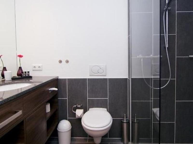 A3529C8FBC2FEF8040F47939FD538D94