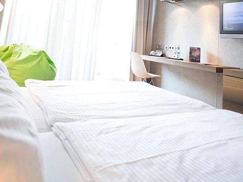 BF0CFA0BB0413B5FEB30AFA81A789BFD